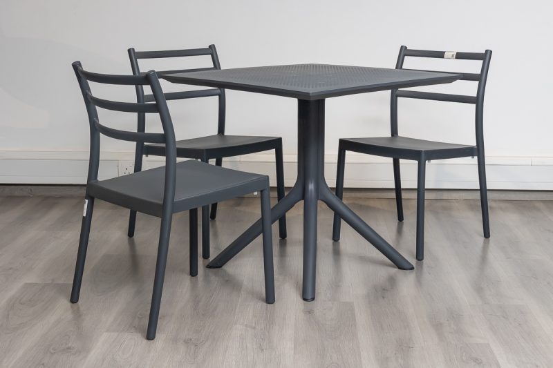 avro outdoor dining table + 4 trent chairs