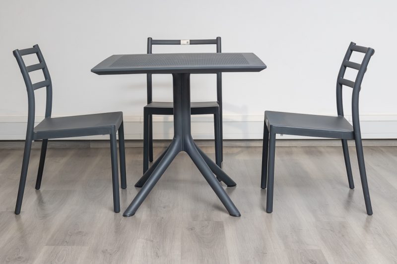 avro outdoor dining table + 4 trent chairs