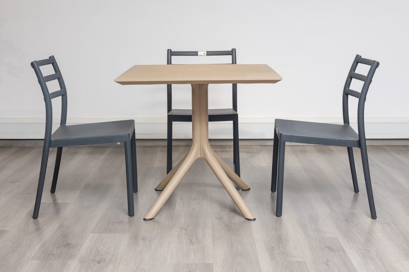 avro outdoor dining table + 4 trent chairs