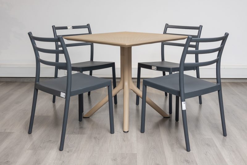 avro outdoor dining table + 4 trent chairs