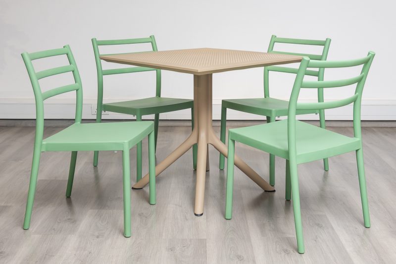 avro outdoor dining table + 4 trent chairs