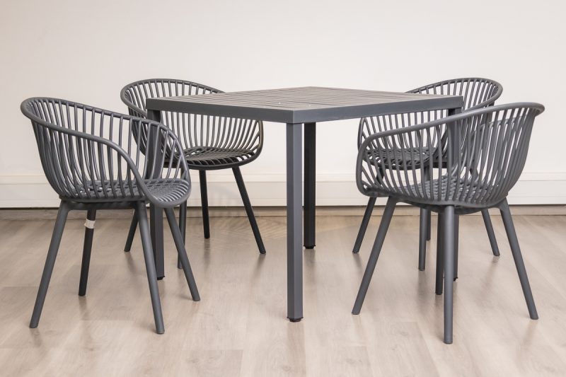 steve plastic top table + 4 ariel chairs (copy)