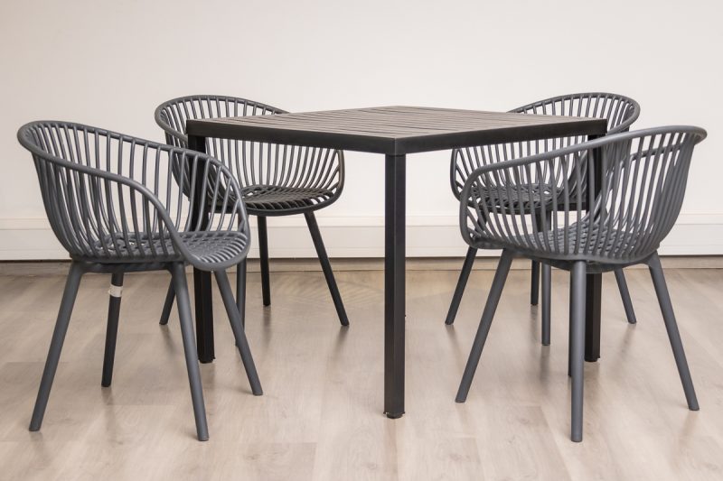 steve plastic top table + 4 ariel chairs