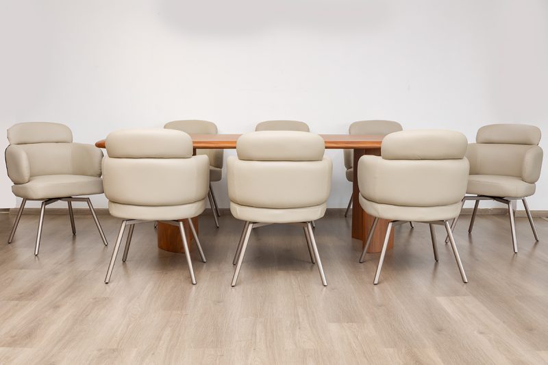roxton dining table  + 8 gracie chairs