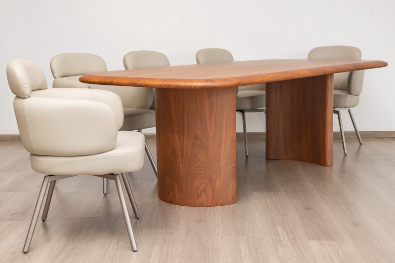 roxton dining table  + 8 gracie chairs