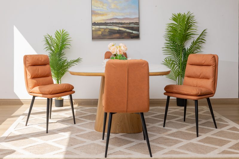 siya dining table + 4 mimo chairs
