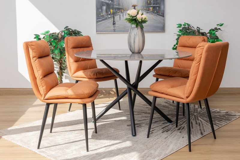 karie dining table + 4 mimo chairs