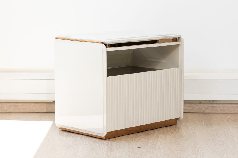 aura king bed + 2 nightstands