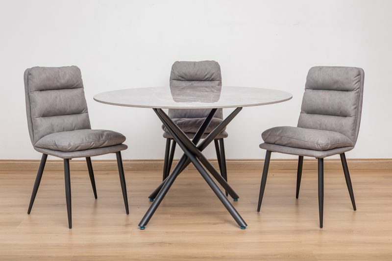 karie dining table + 4 mimo chairs