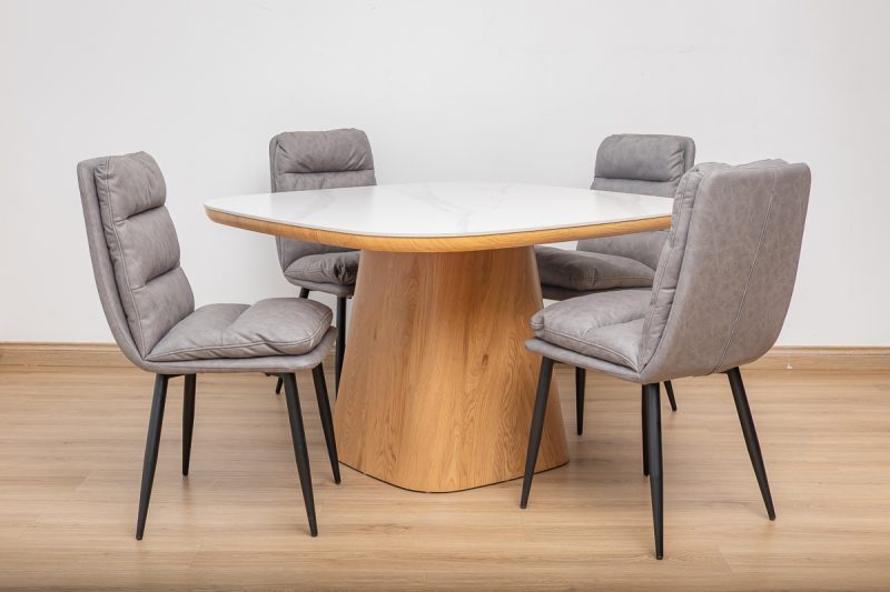 siya dining table + 4 mimo chairs