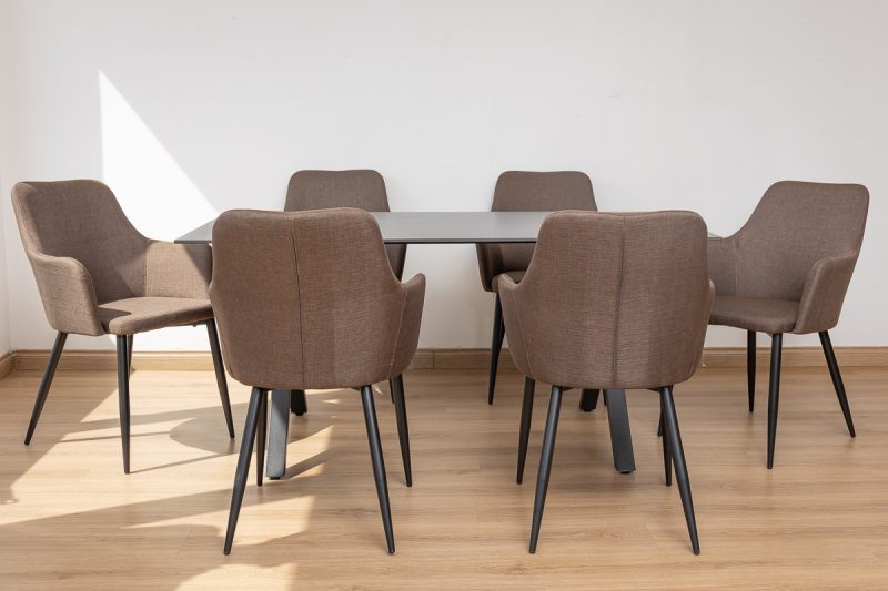 rina dining table + 6 rum chairs