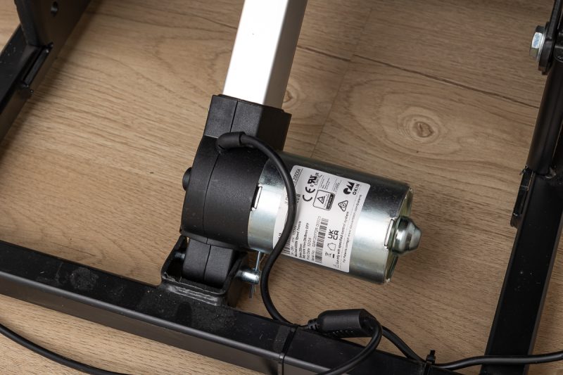 rupert single power lift chair