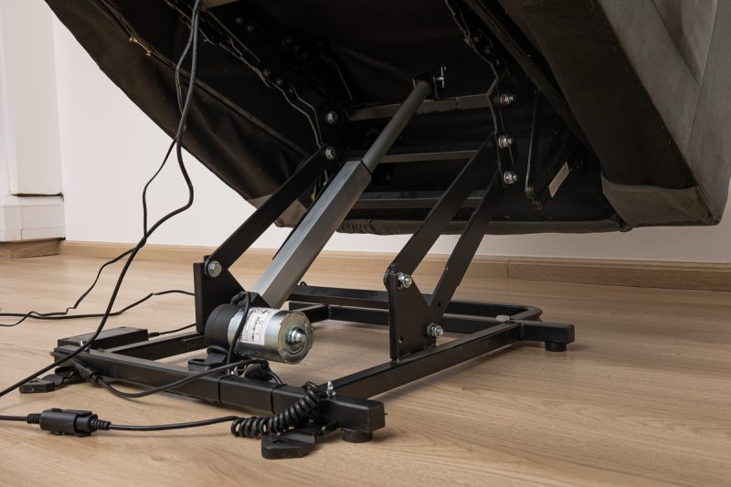 rupert single power lift chair