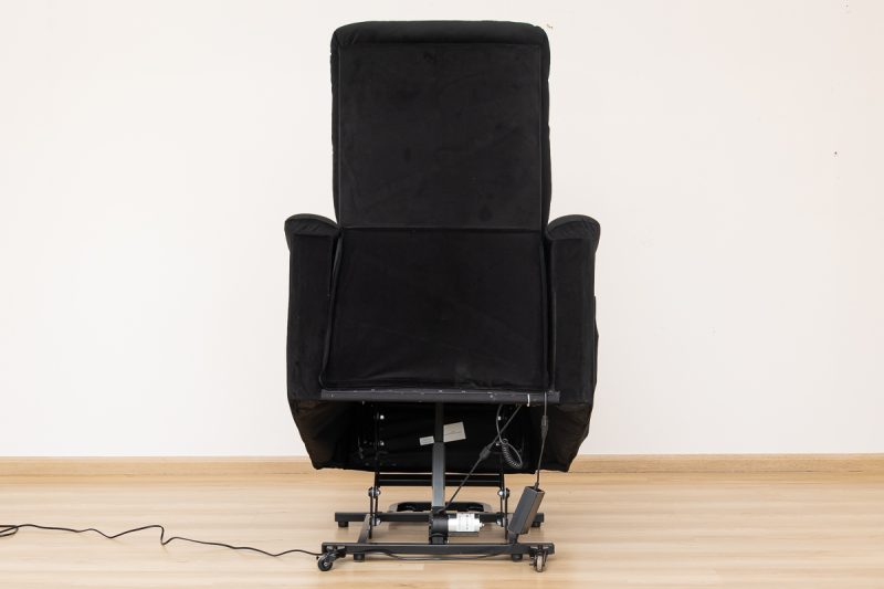 leslie single power lift chair