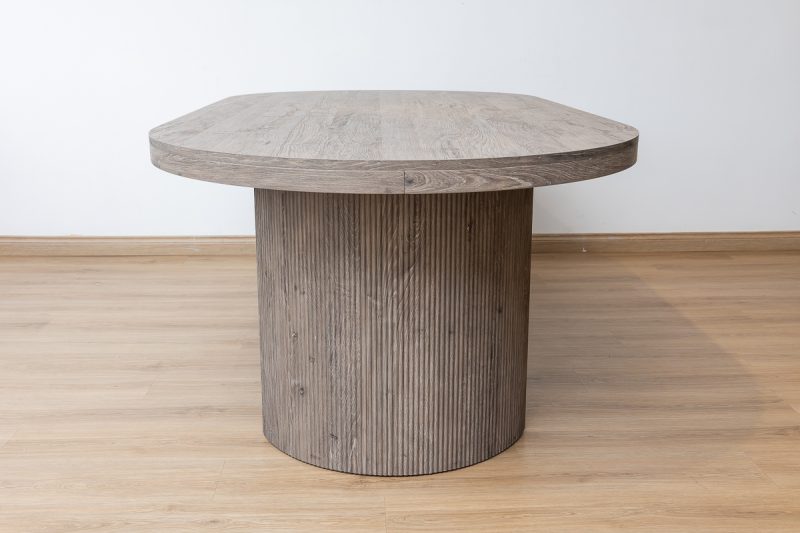 rowe dining table + 8 peaches chairs