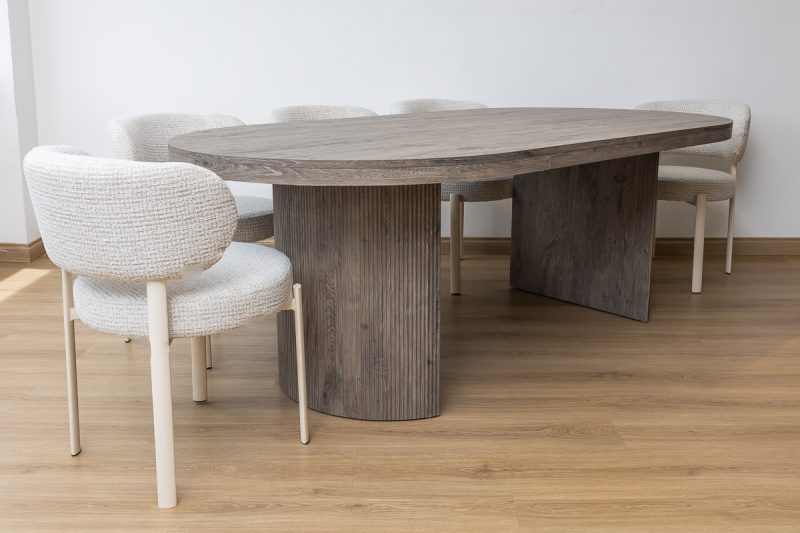 rowe dining table + 8 peaches chairs
