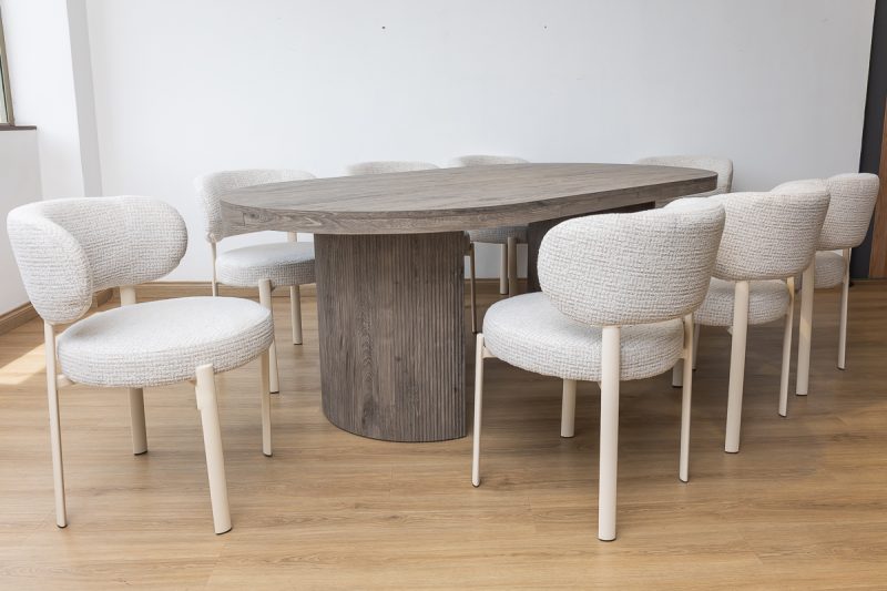 rowe dining table + 8 peaches chairs