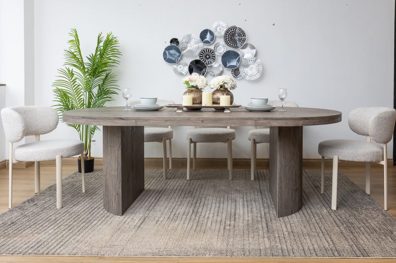 rowe dining table + 8 peaches chairs