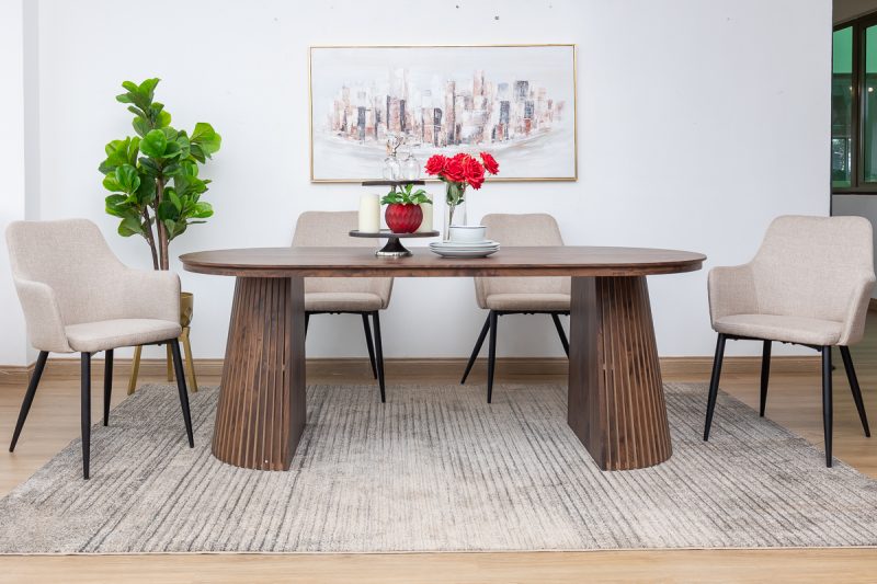 gemini dining table + 6 rum chairs
