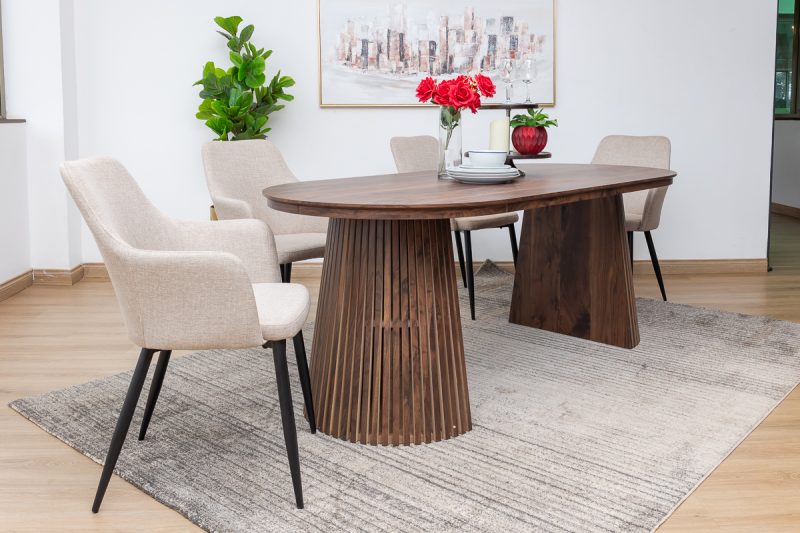 gemini dining table + 6 rum chairs