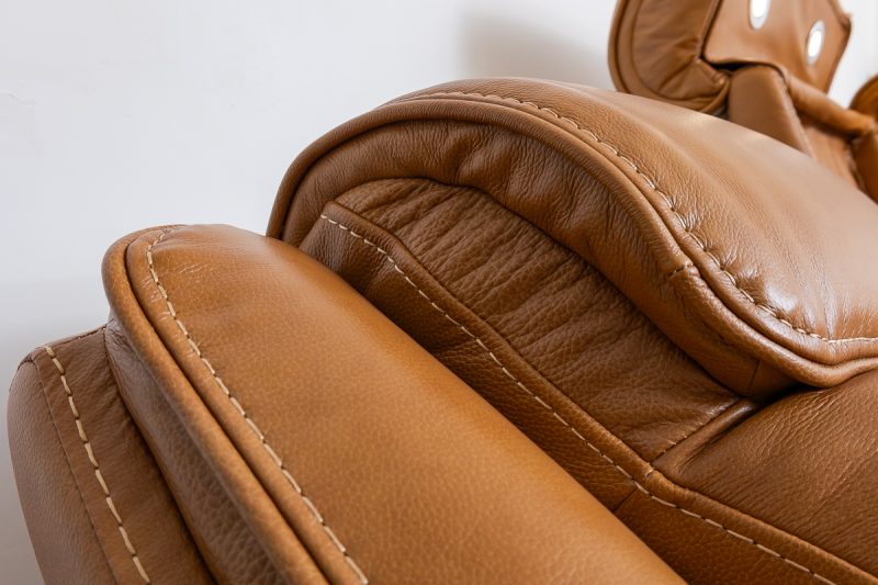 lancaster 7 seater leather recliner (3+2+1+1)