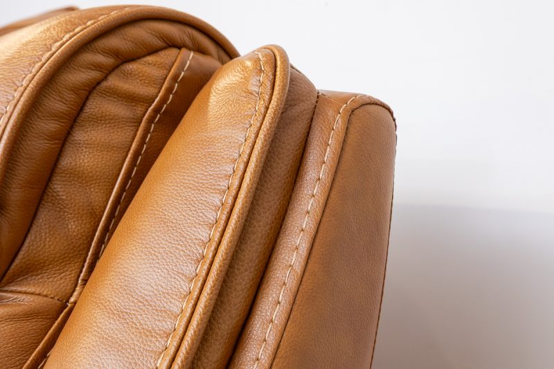 lancaster 7 seater leather recliner (3+2+1+1)