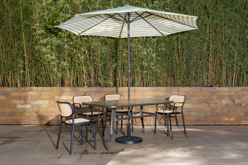 naivasha outdoor dining table + 6 crossby chairs + umbrella