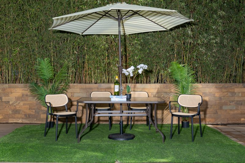 naivasha outdoor dining table + 6 crossby chairs + umbrella