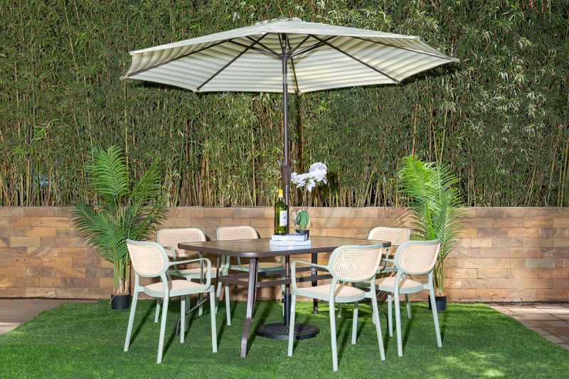 naivasha outdoor dining table + 6 crossby chairs + umbrella