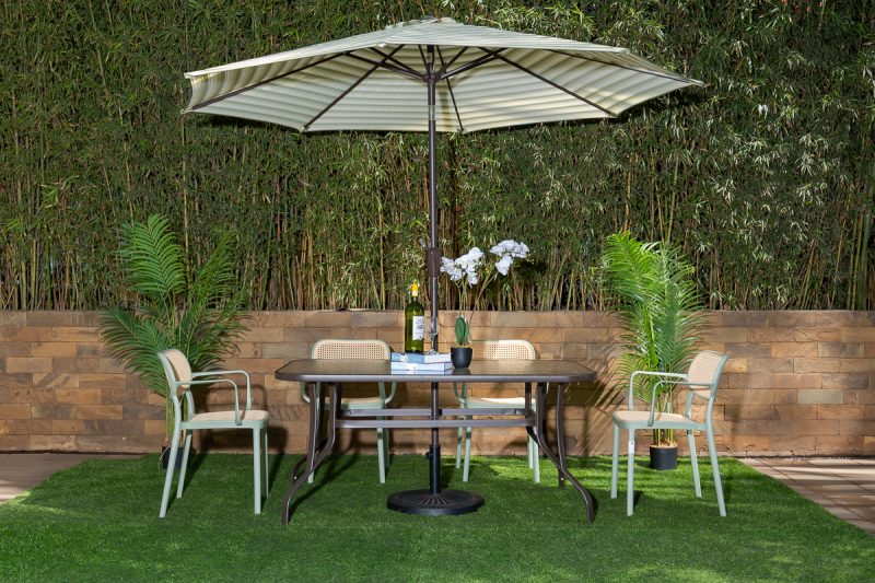 naivasha outdoor dining table + 6 crossby chairs + umbrella