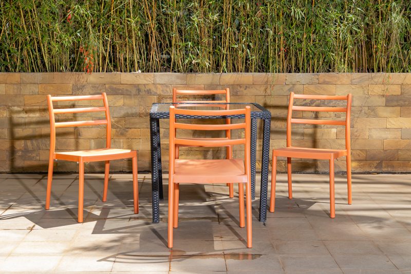 trevor outdoor dining table + 4 trent chairs