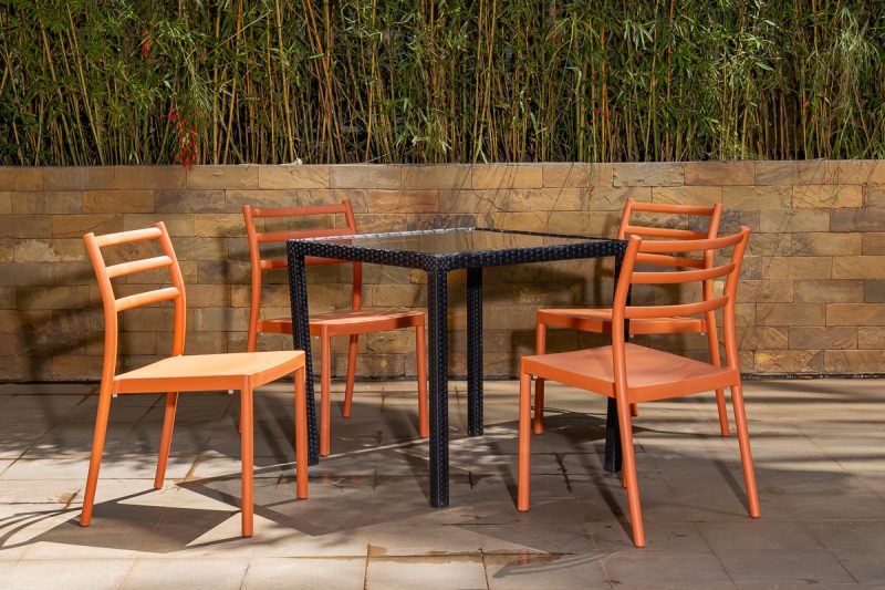 trevor outdoor dining table + 4 trent chairs
