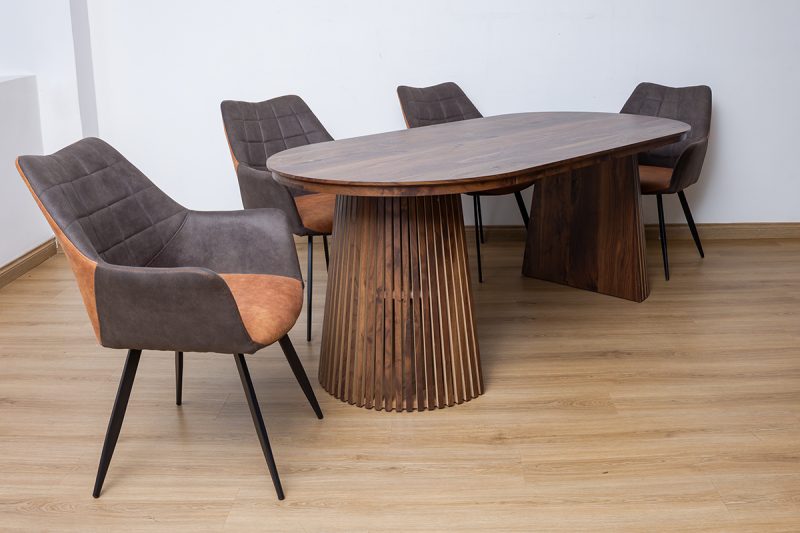gemini dining table + 6 prata chairs