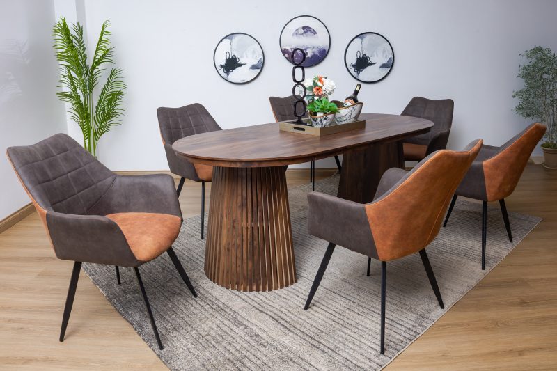 gemini dining table + 6 prata chairs