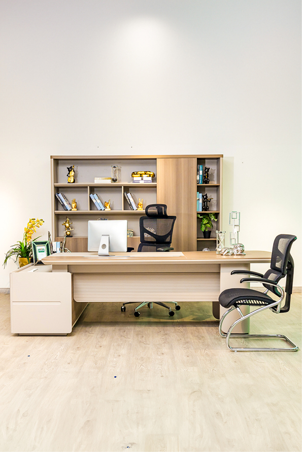 Office Executive Desk and Chairs