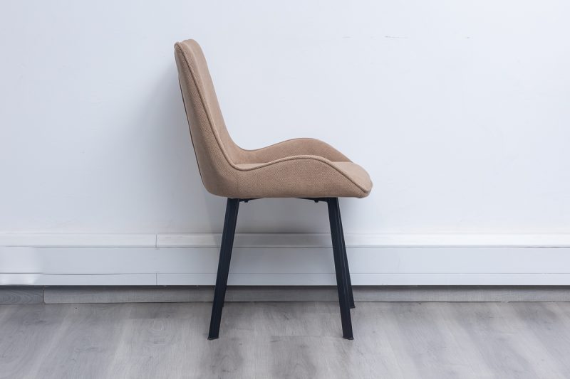 triena dining chair