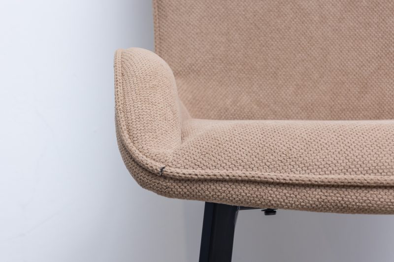 triena dining chair