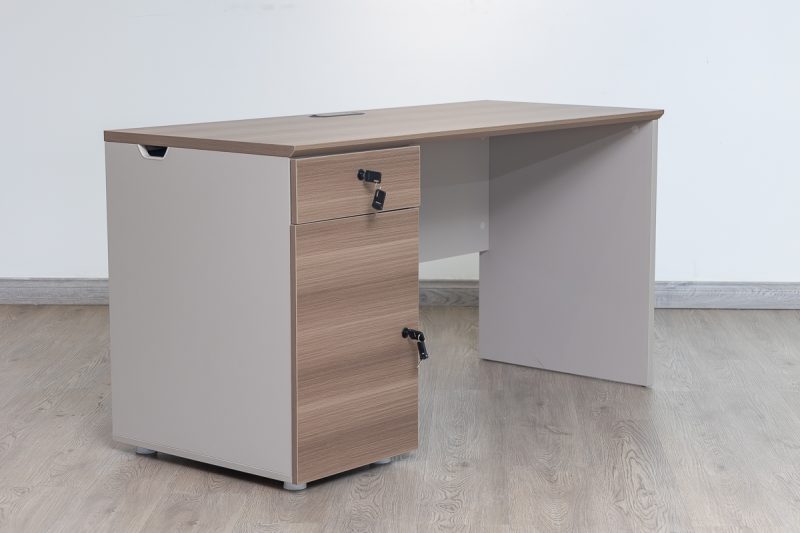 53flm153 - 1.4m- straight  desk