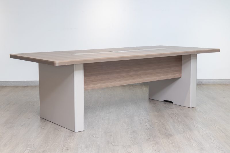 61cad005 -2.4m- conference table