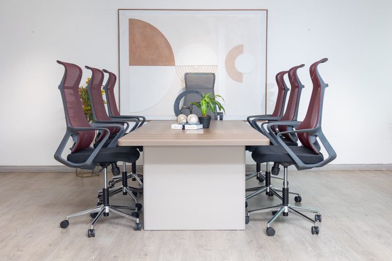 61cad005 -2.4m- conference table