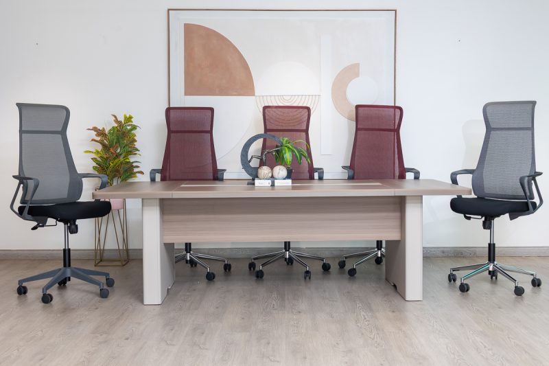 61cad005 -2.4m- conference table
