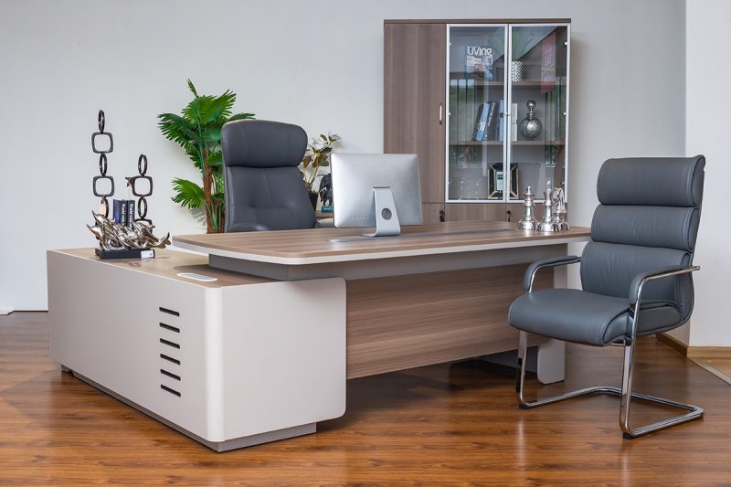 51mhs022 - executive desk (copy)
