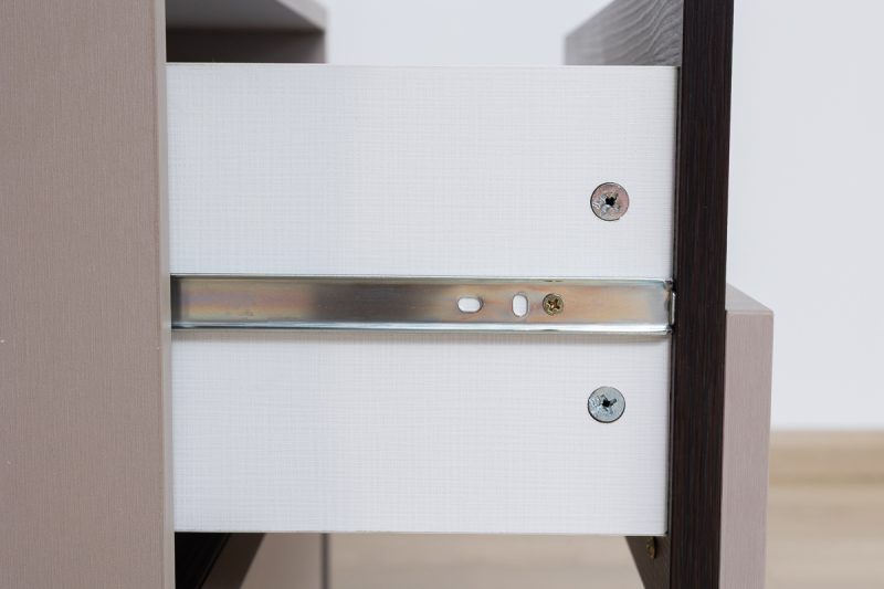 sarina king package - king bed + 2 nightstands + dresser mirror + chest of drawers