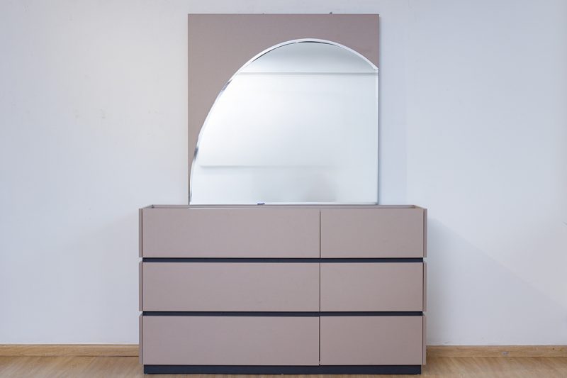 kaye king package - king bed + 2 nightstands + dresser mirror + chest of drawers