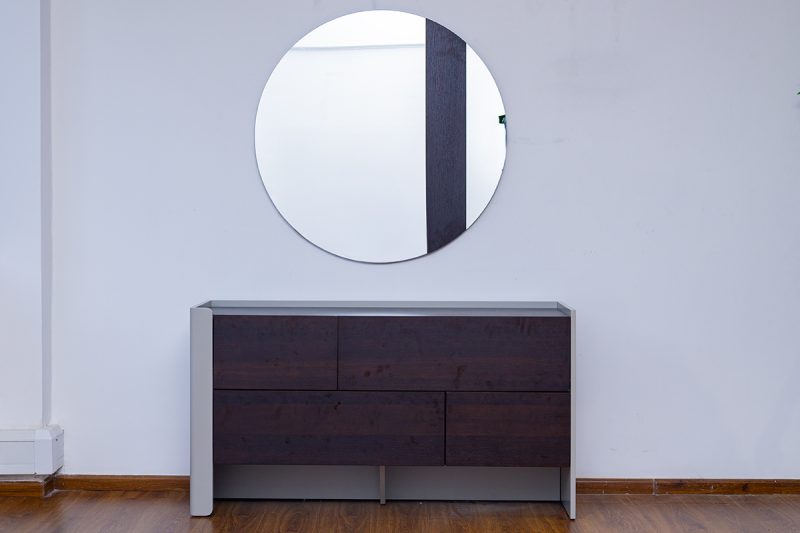 farah king package - king bed + 2 nightstands + dresser mirror