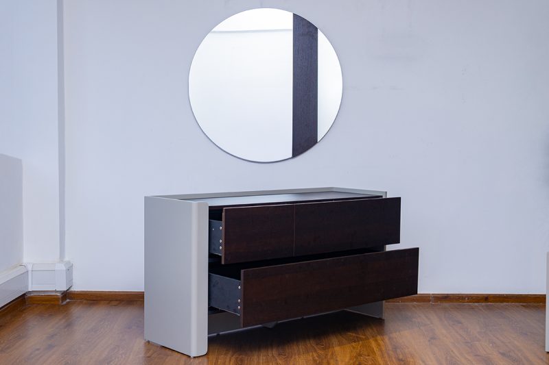farah king package - king bed + 2 nightstands + dresser mirror