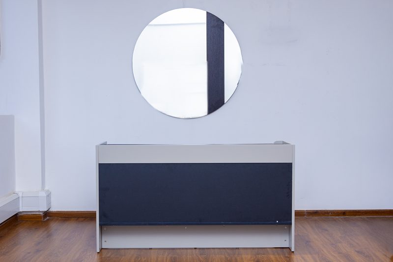 farah king package - king bed + 2 nightstands + dresser mirror