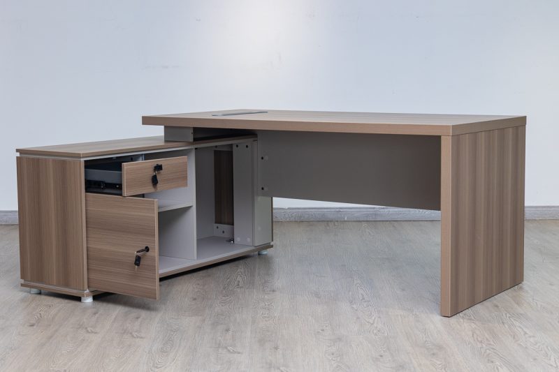 61nad001 - executive desk