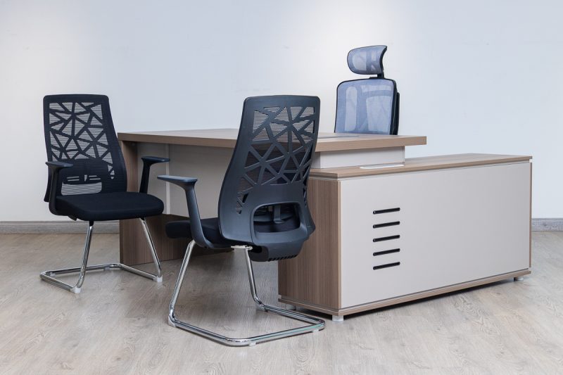 61nad001 - executive desk