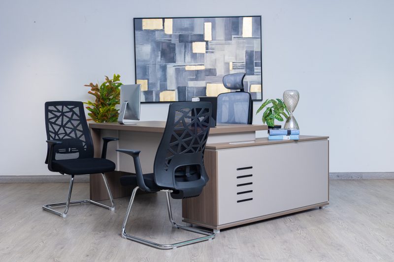 61nad001 - executive desk